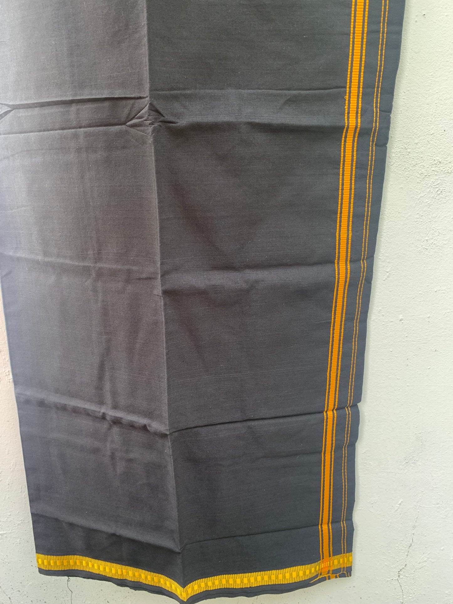 Lungi/Color Dhoti From Kuthampully
