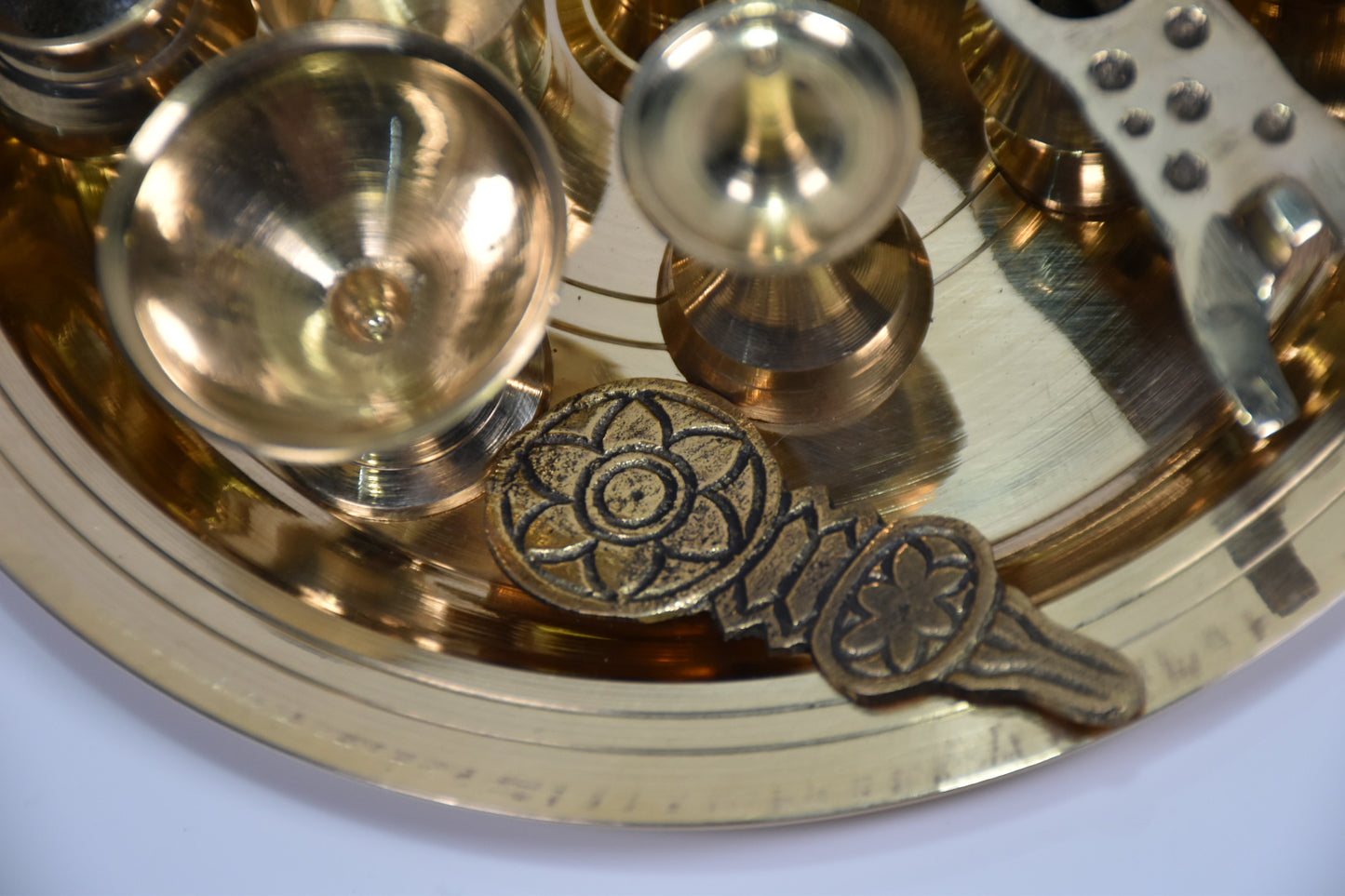 Ashtamangalyam Set - Plate size 16 cm