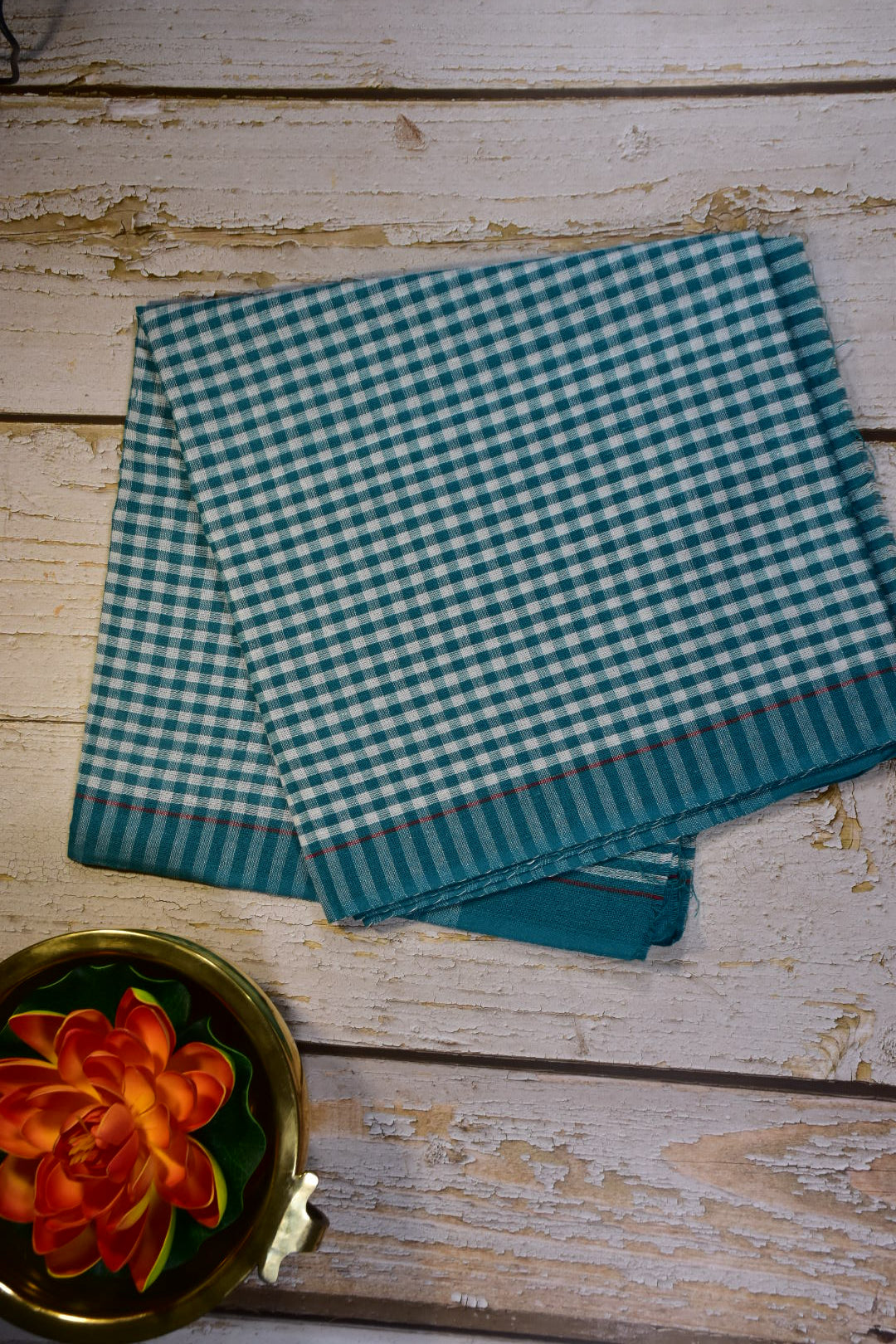 Kerala Thorthu/Bath Towel Kuthampully Handloom Cotton 64*130 cms