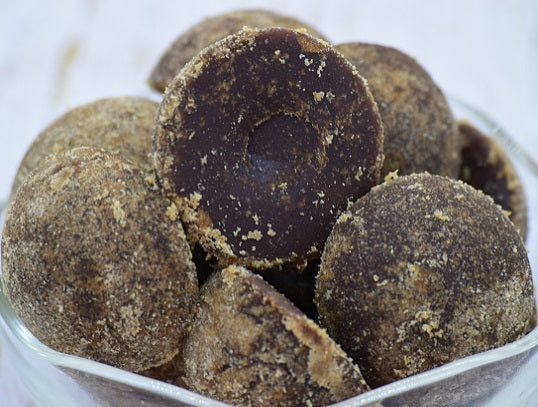 Palm Jaggery/Panam Chakkara/Caruppatti(250 gm) - AdukkalaOnline.in