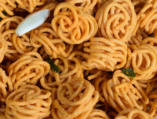 Jalebi/Jilebi Murukku(200 gm) - AdukkalaOnline.in