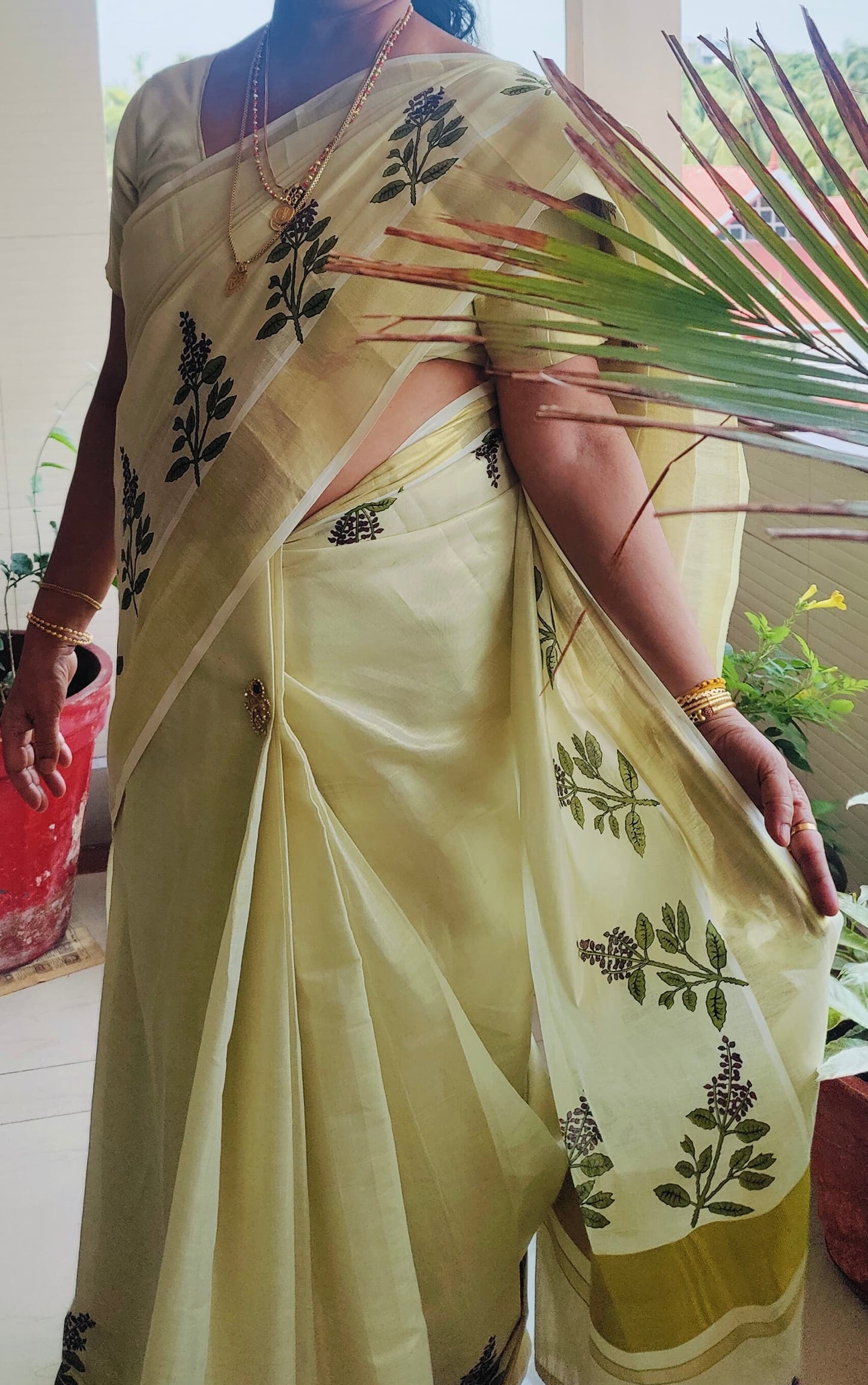 Kuthampully Handloom Tusli Katir Saree with Blouse