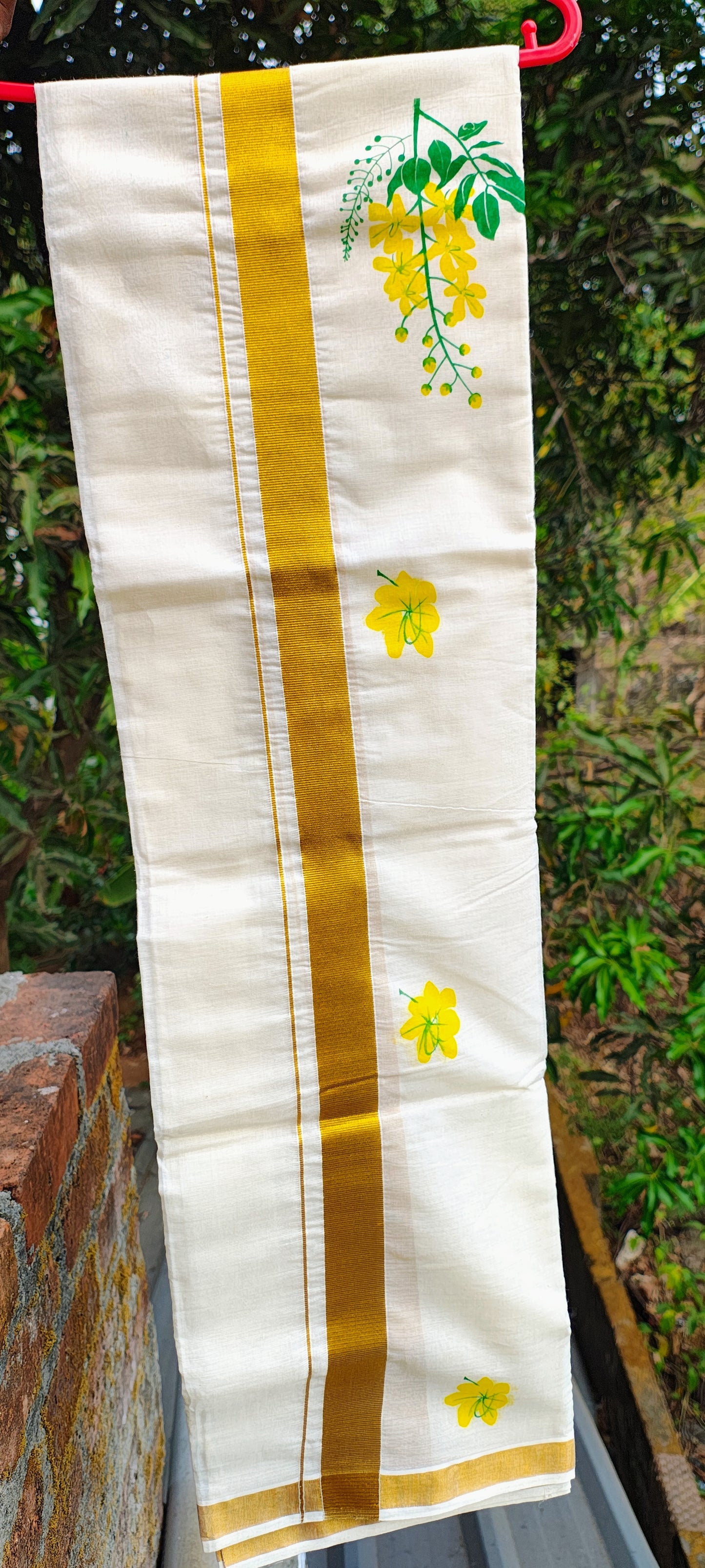 Konnapoo/ Kanikonna pattern kasavu cotton handloom mundu/ dhoti